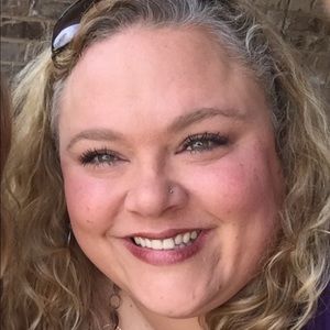 Meet your Posher, Christa